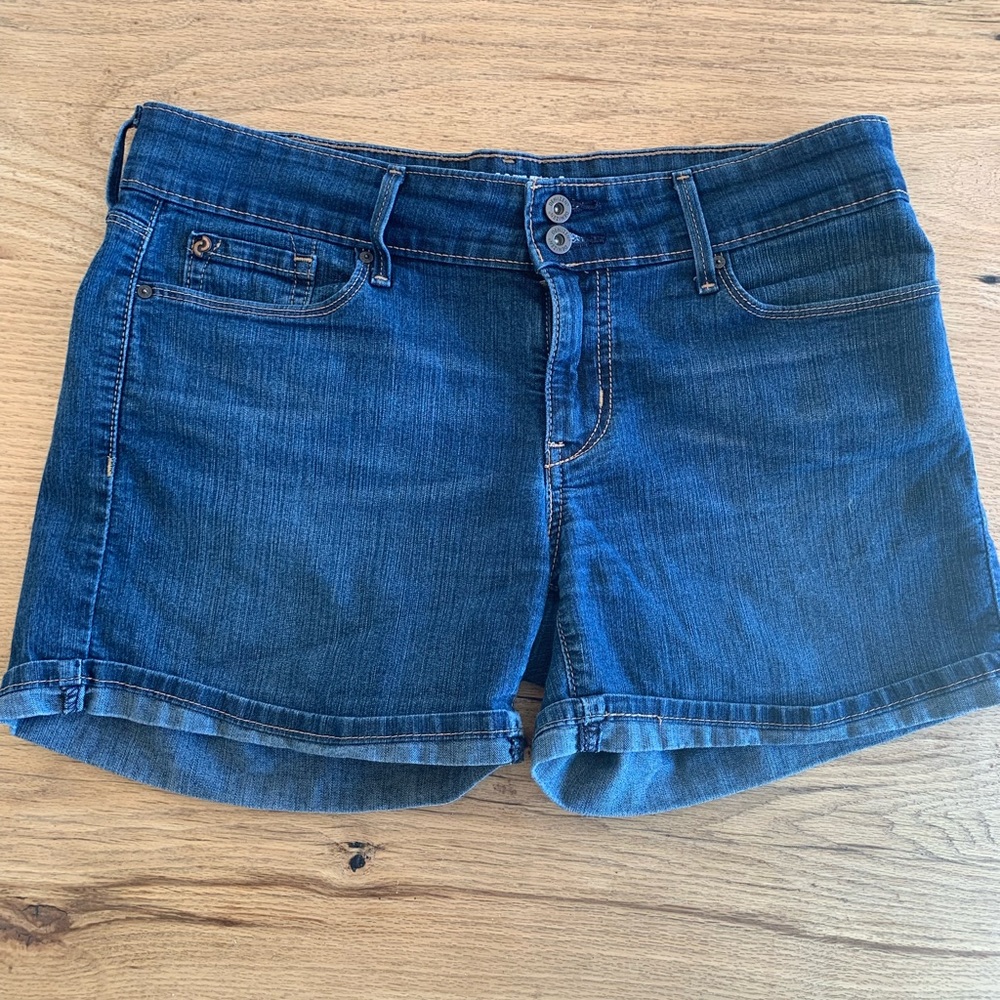 Levi’s Denizen Cuffed Shorts‎ Blue Denim Jean Women’s M Preloved
